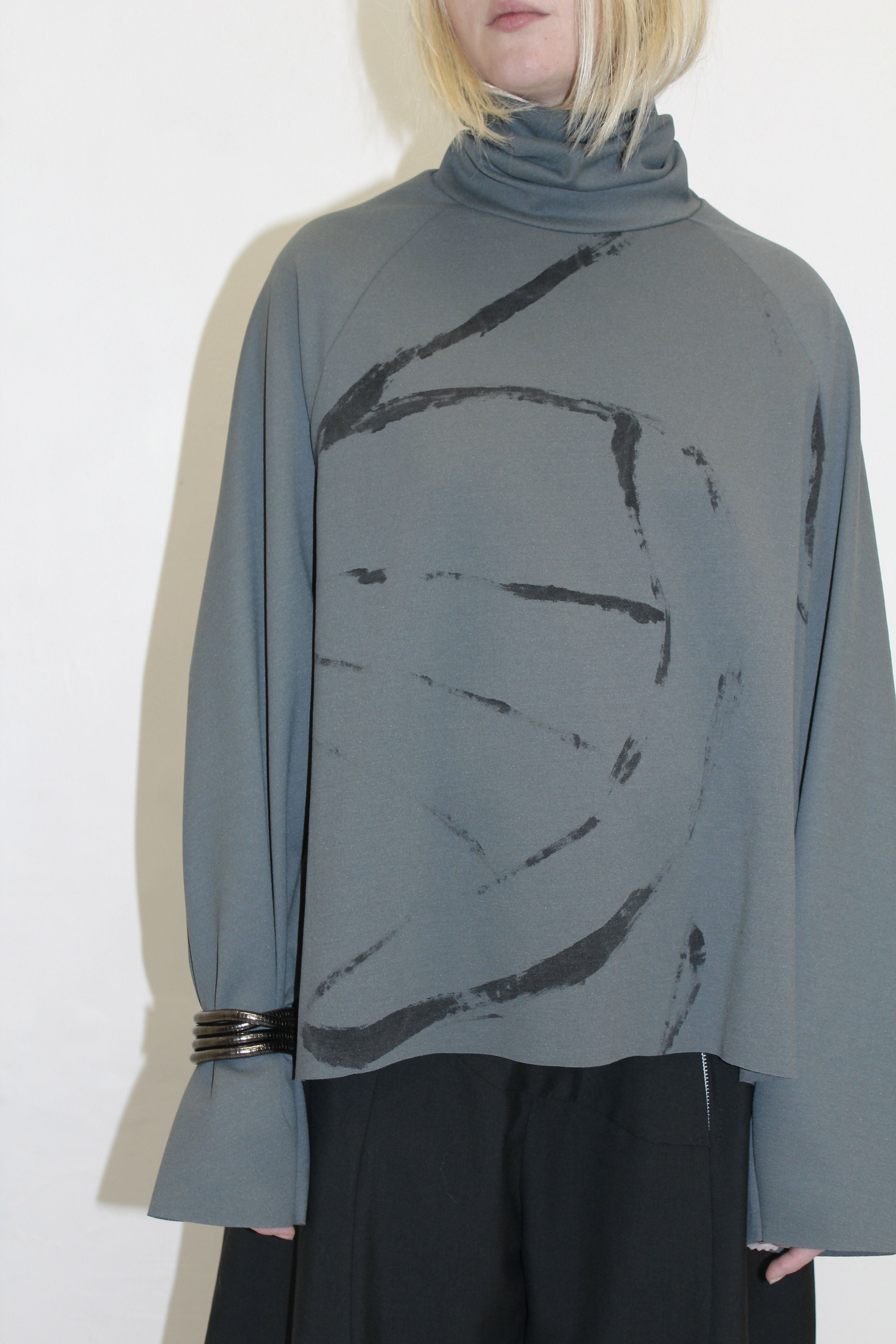 Zirl Top   Handprinted