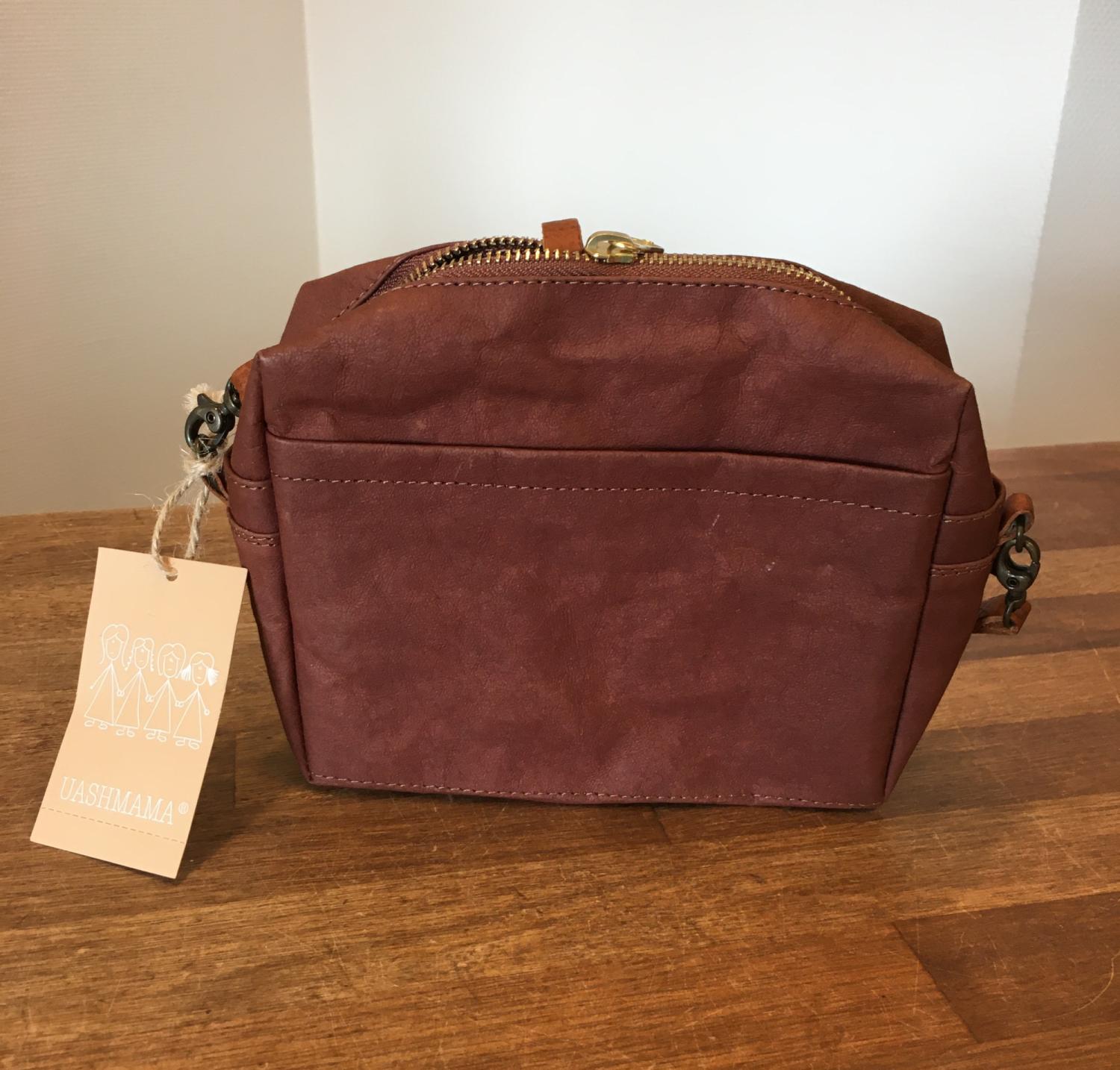 Tilbud Lille Skuldertaske Cognac Farve Fra Uashmama  Spar 70  Nu 175 Kr