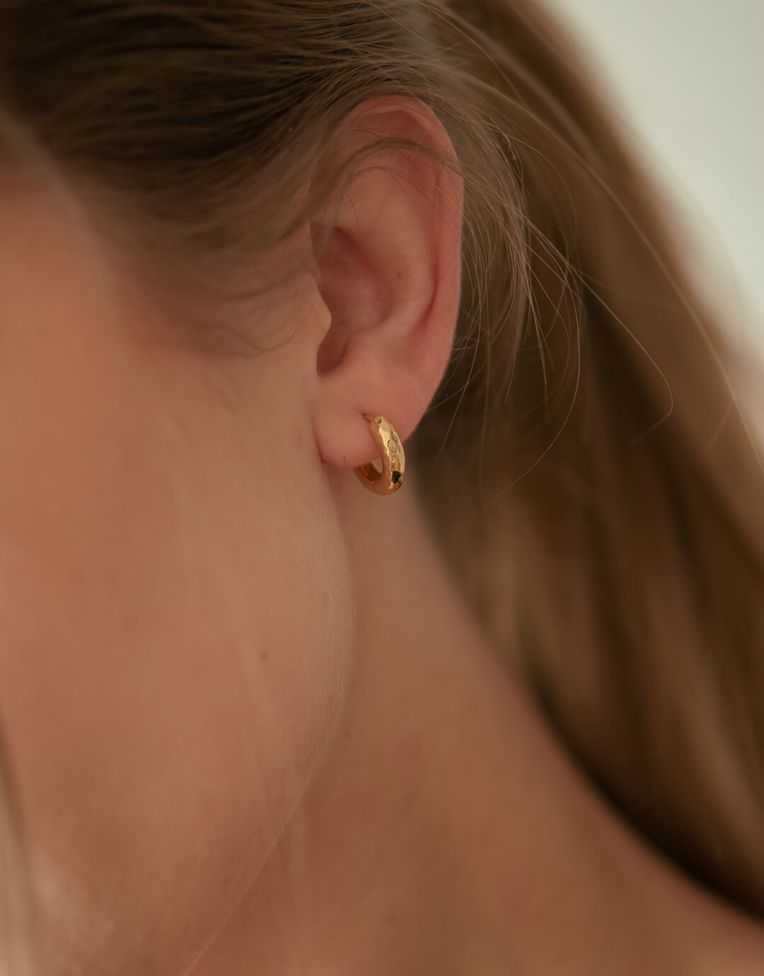 Elma 13 Mm Guld Hoops