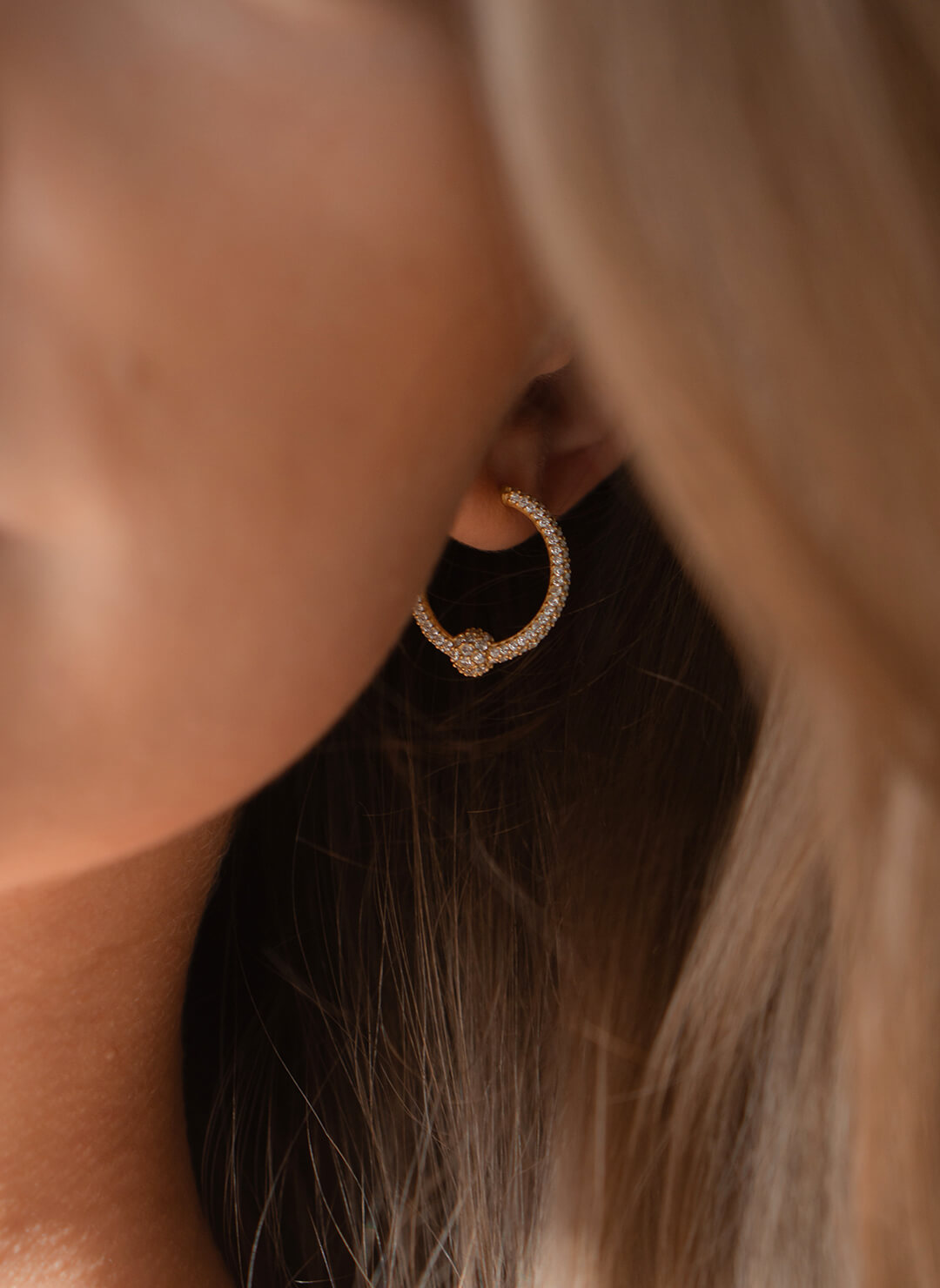 Esme Guld Hoops