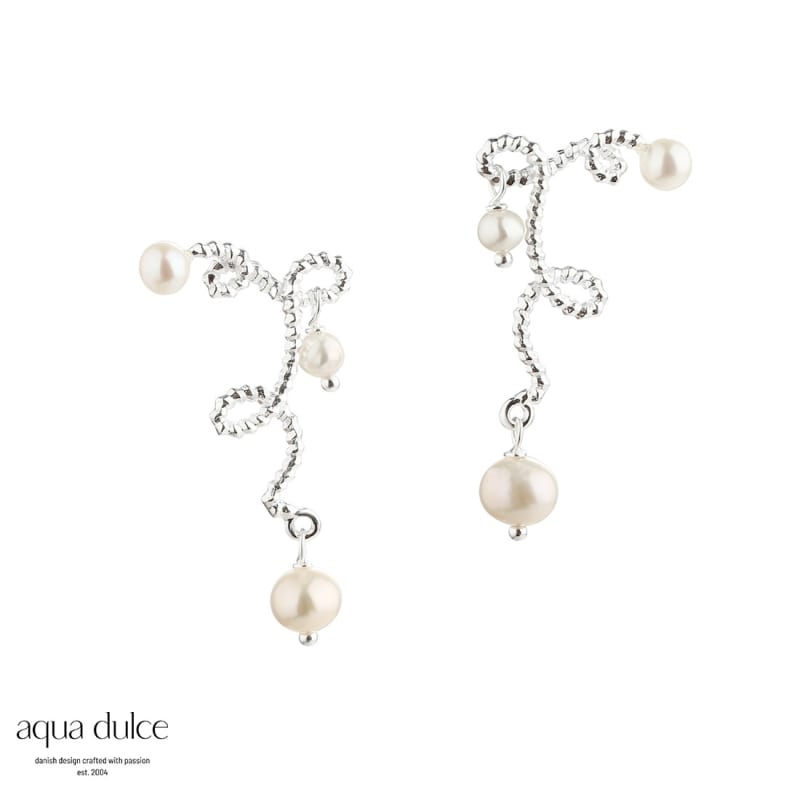 Swirl Love Stud   Silver